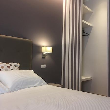 Robin Rooms Montegranaro Luaran gambar